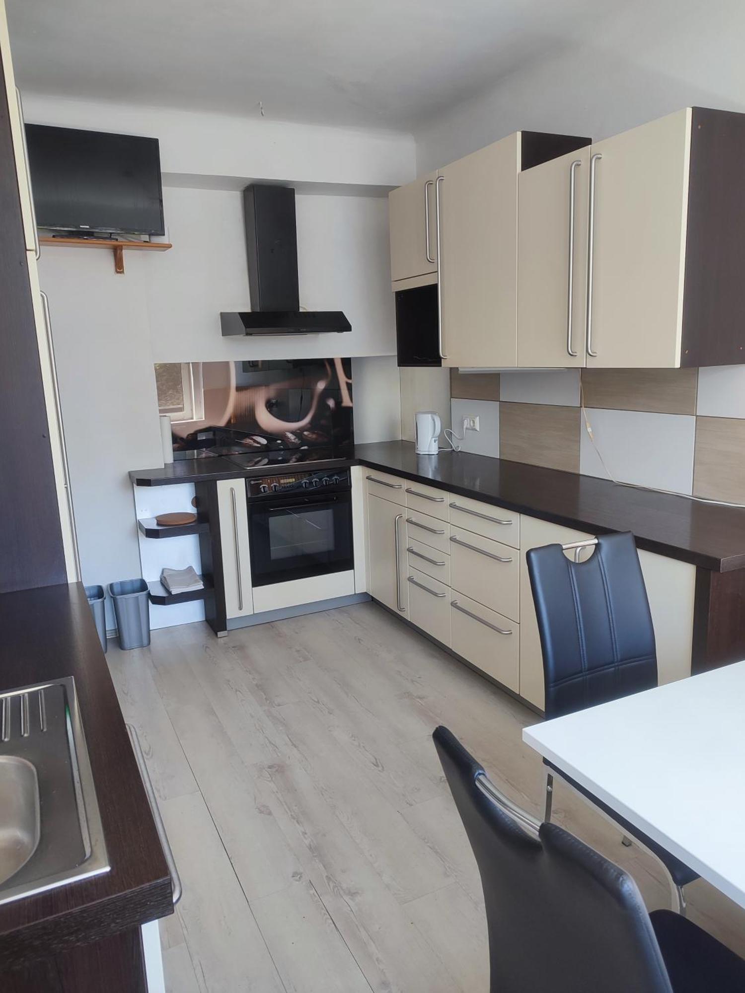 Wohnung In St Poelten ซังคท์เพิลเทน ภายนอก รูปภาพ